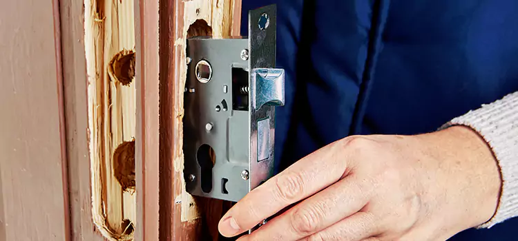 Garage Door Lock Replacement Smyrna